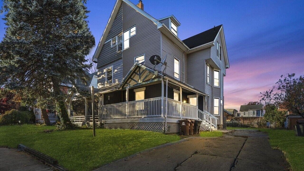 Photo of Outdoor in Lansdowne