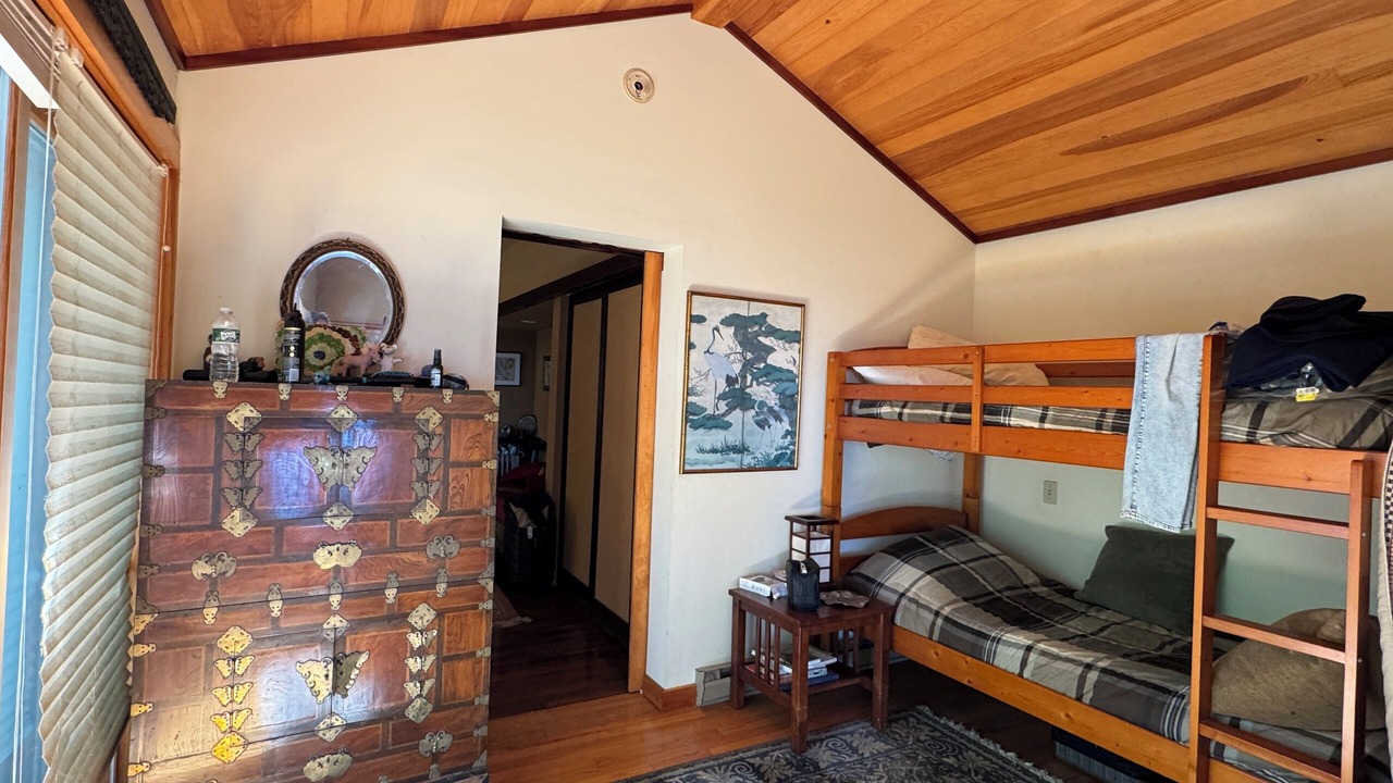 Photo of Bedroom in Salsbury Cove