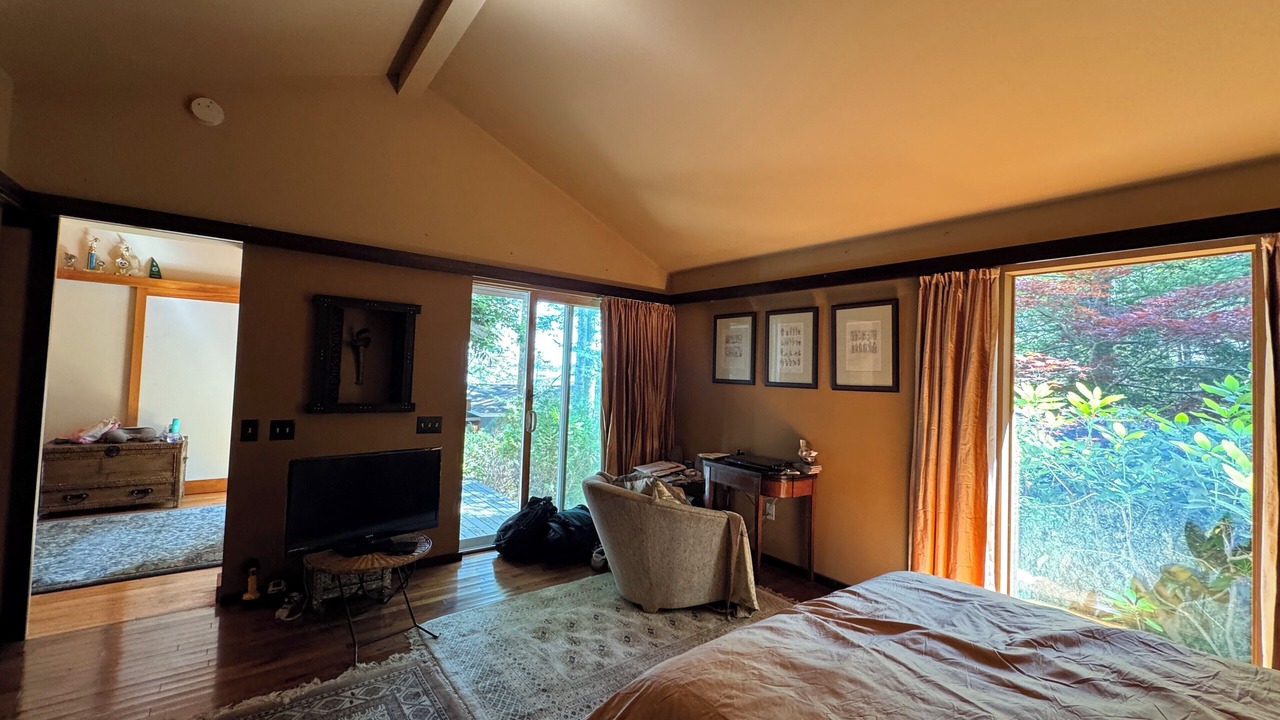 Photo of Bedroom in Salsbury Cove
