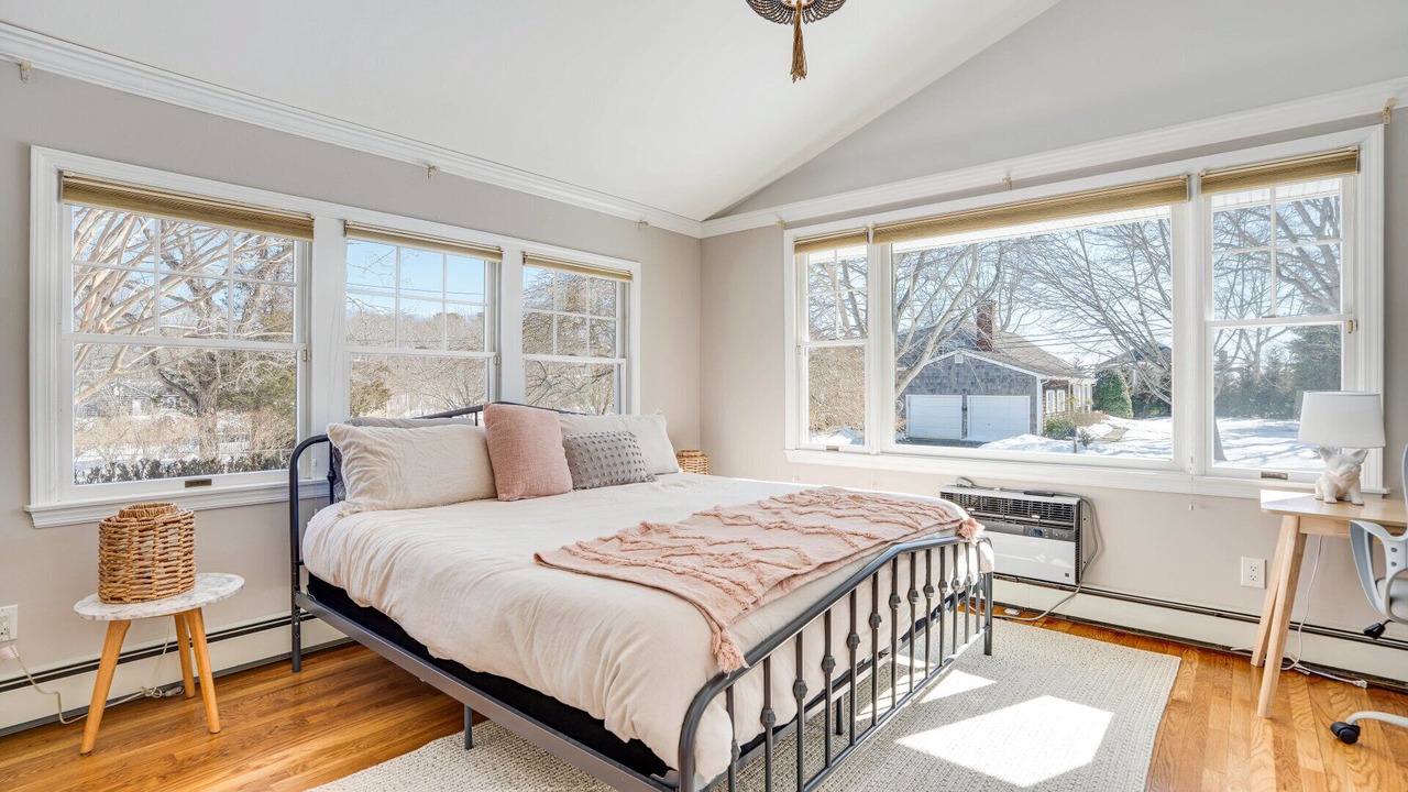 Photo of Bedroom in Hampton Bays