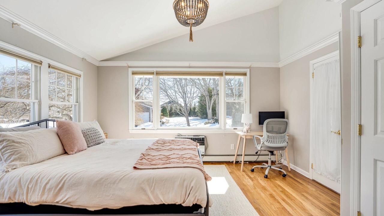 Photo of Bedroom in Hampton Bays
