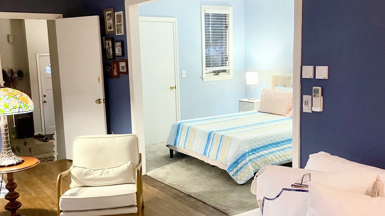 Photo of Livingroom in East Falmouth