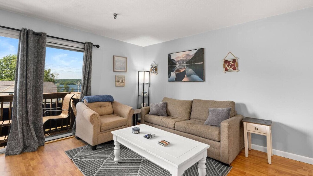 Photo of Livingroom in Gilford