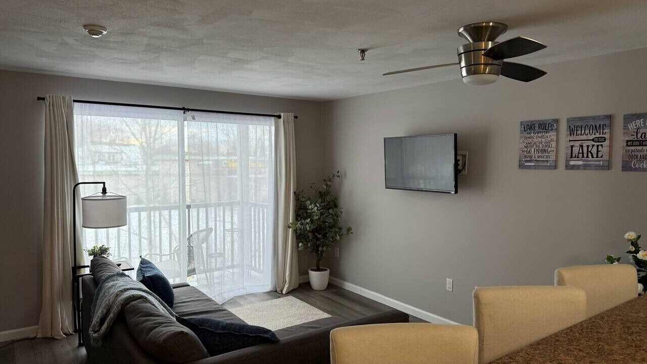 Photo of Livingroom in Gilford
