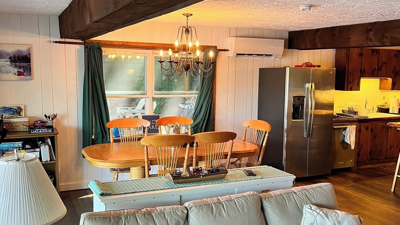 Photo of Livingroom in Alton Bay