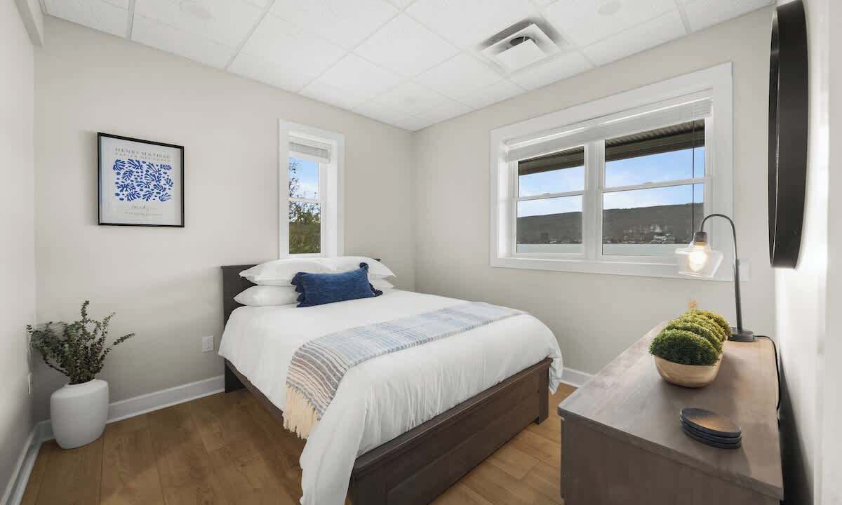 Photo of Bedroom in Town of Jerusalem