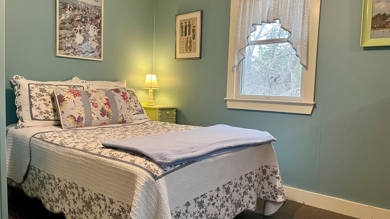 Photo of Bedroom in South Wellfleet