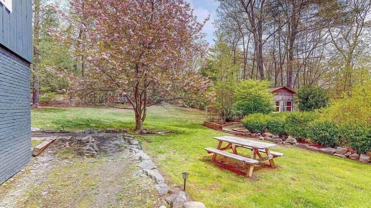 Photo of Outdoor in Mount Marion