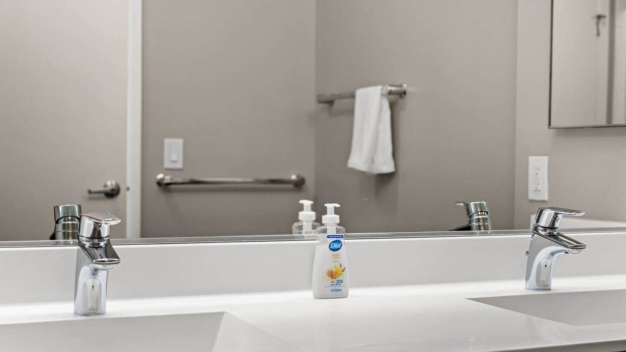 Photo of Bathroom in West End