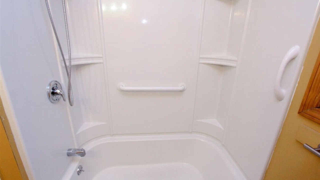 Photo of Bathroom in Malletts Bay