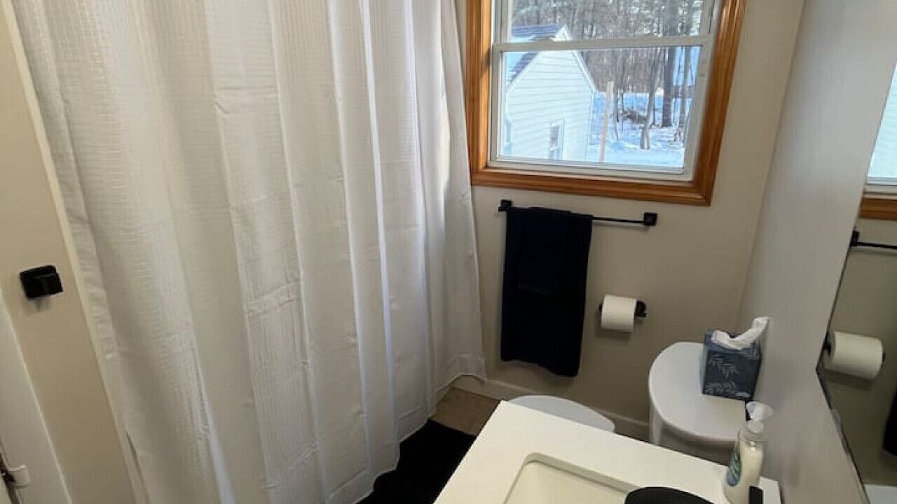 Photo of Bathroom in Malletts Bay