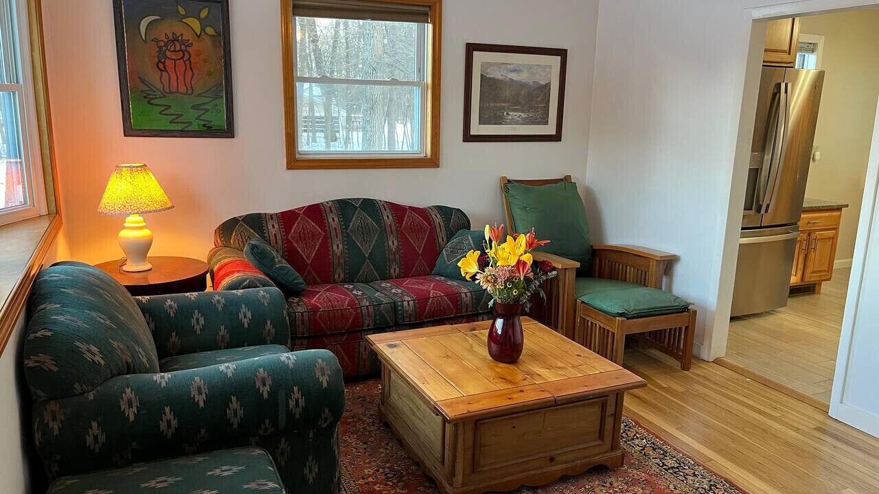 Photo of Livingroom in Malletts Bay
