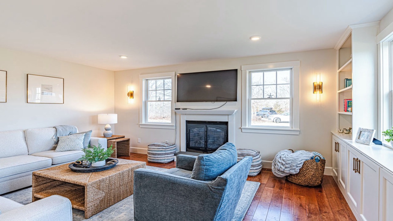 Photo of Livingroom in Edgartown