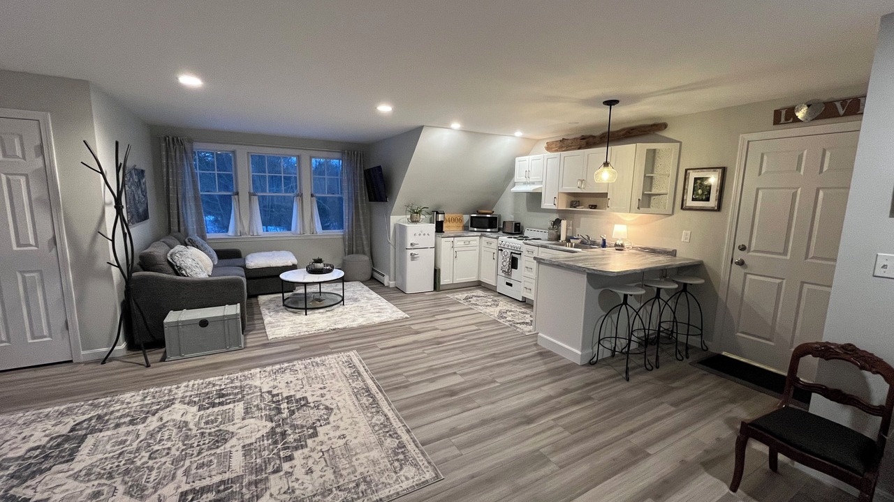 Photo of Livingroom in Biddeford Pool