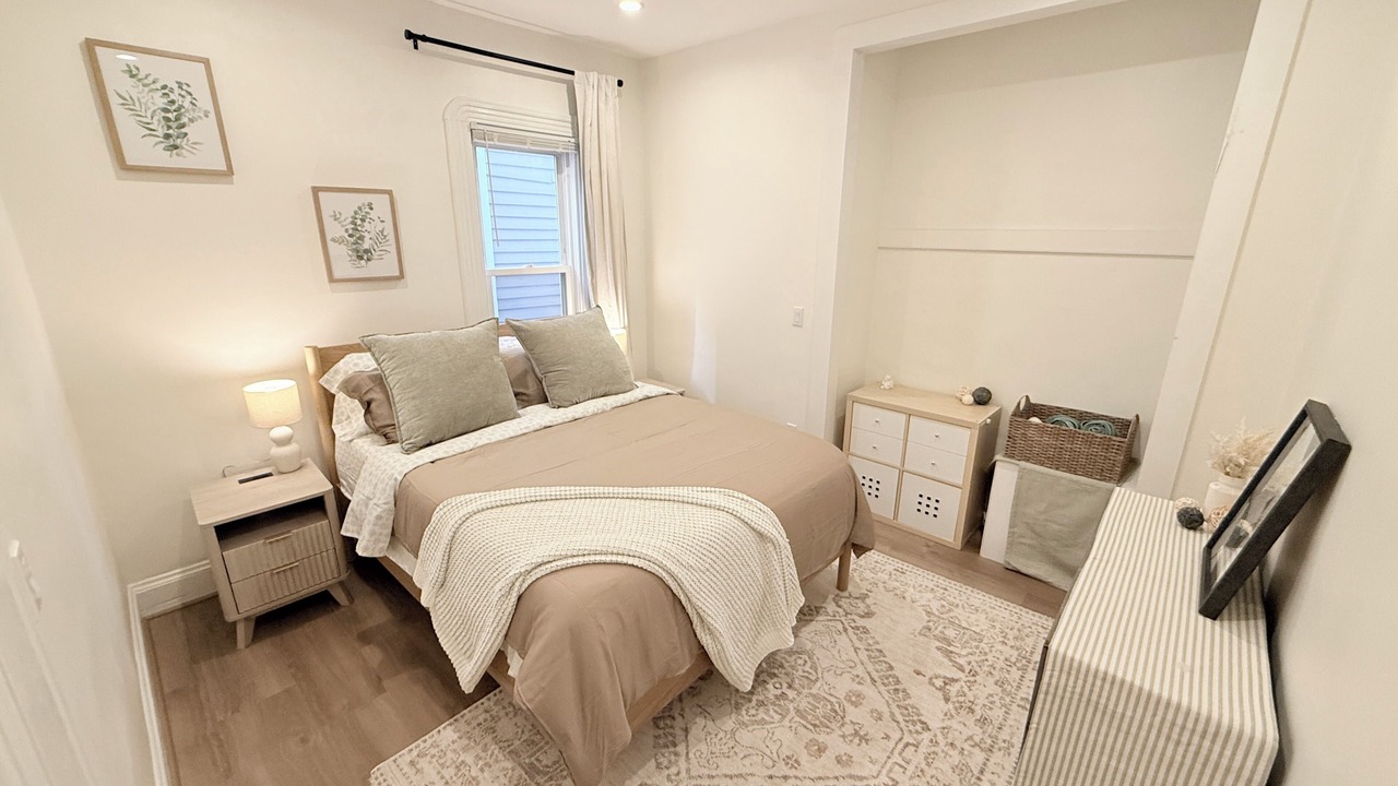 Photo of Bedroom in Somerville