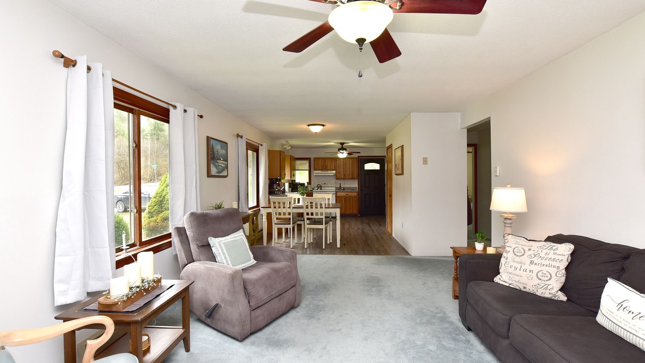 Photo of Livingroom in Millerton