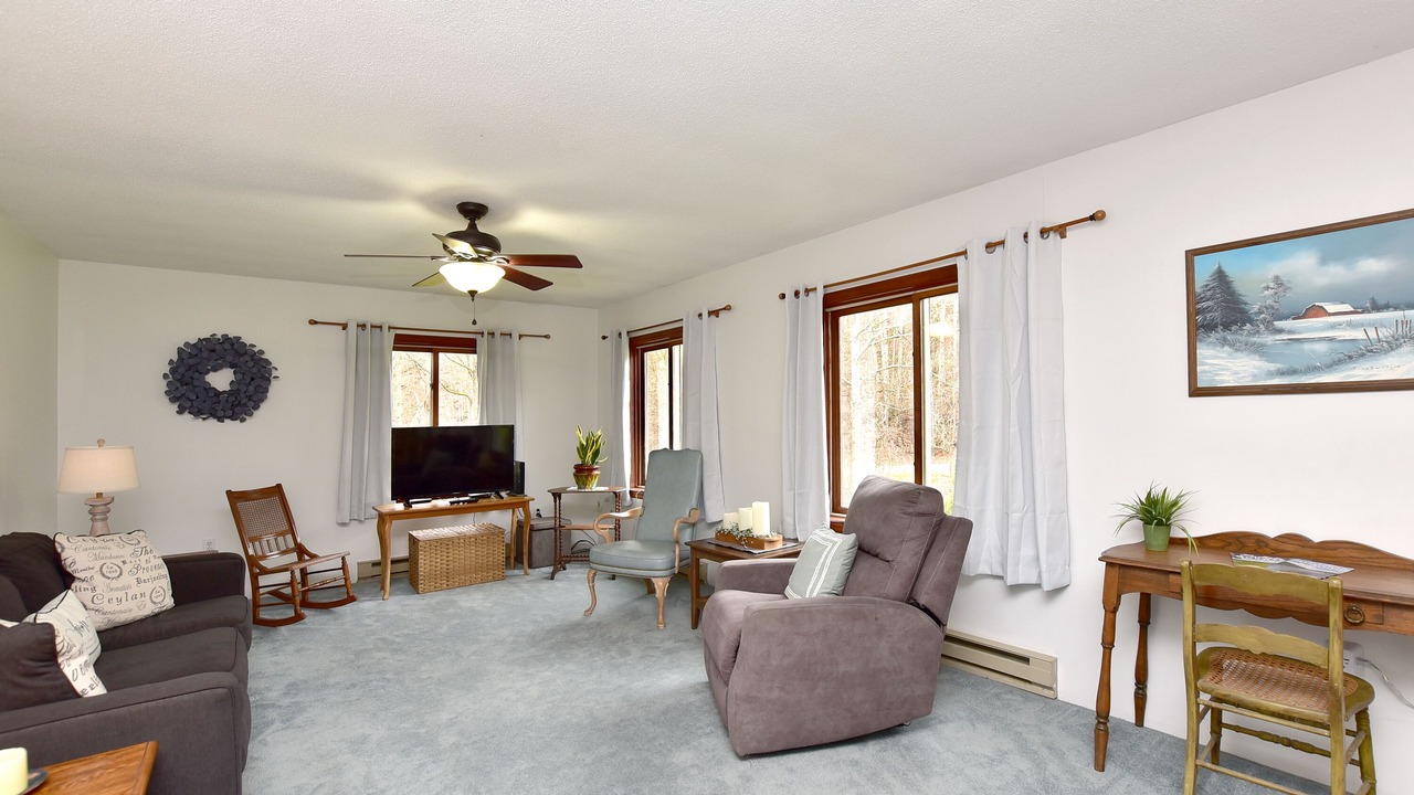 Photo of Livingroom in Millerton