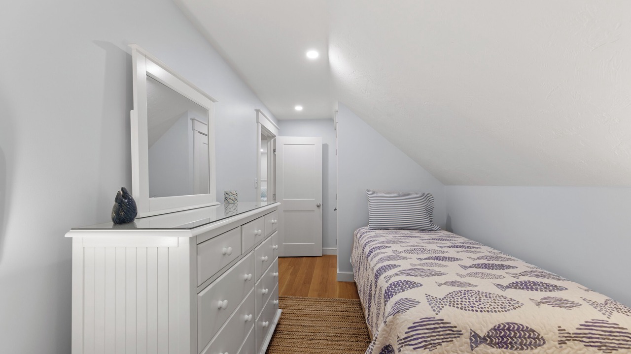 Photo of Bedroom in Dennis