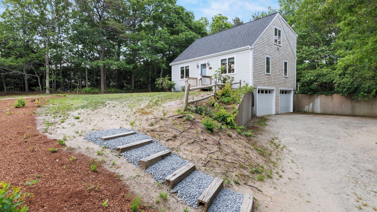 Photo of Outdoor in Dennis