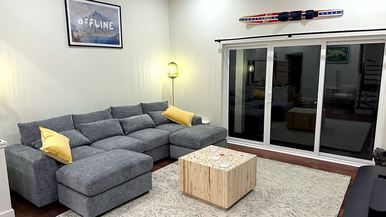 Photo of Livingroom in Laconia