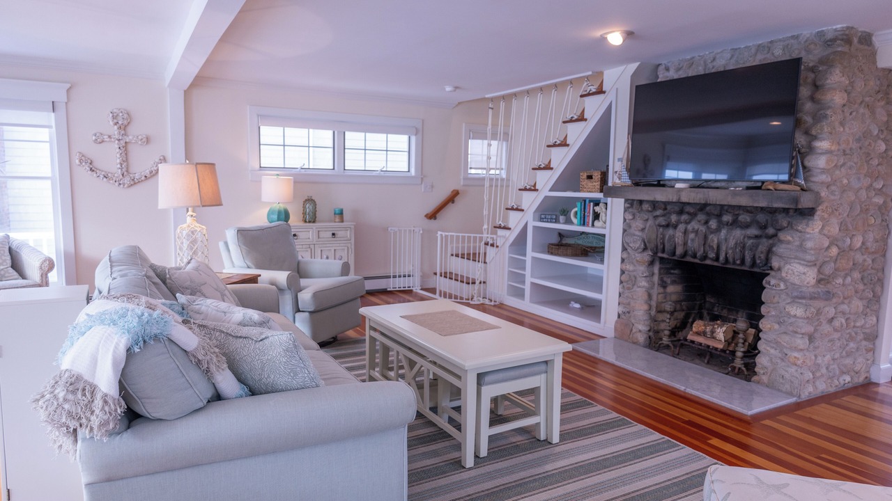 Photo of Livingroom in Westbrook