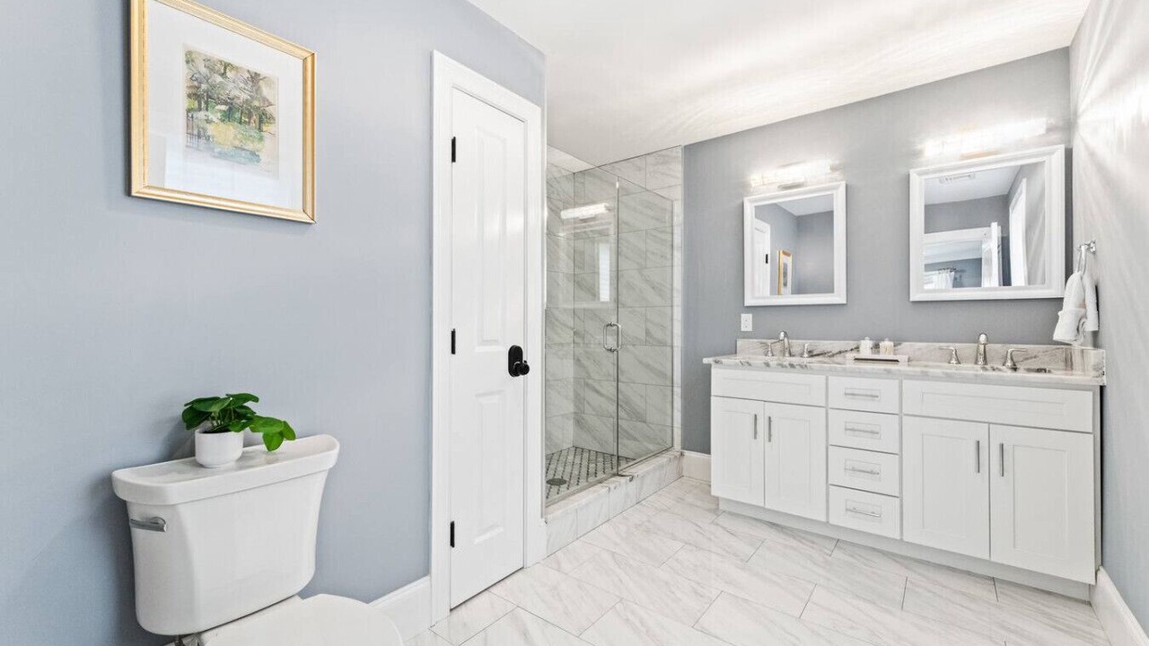 Photo of Bathroom in Hyde Park