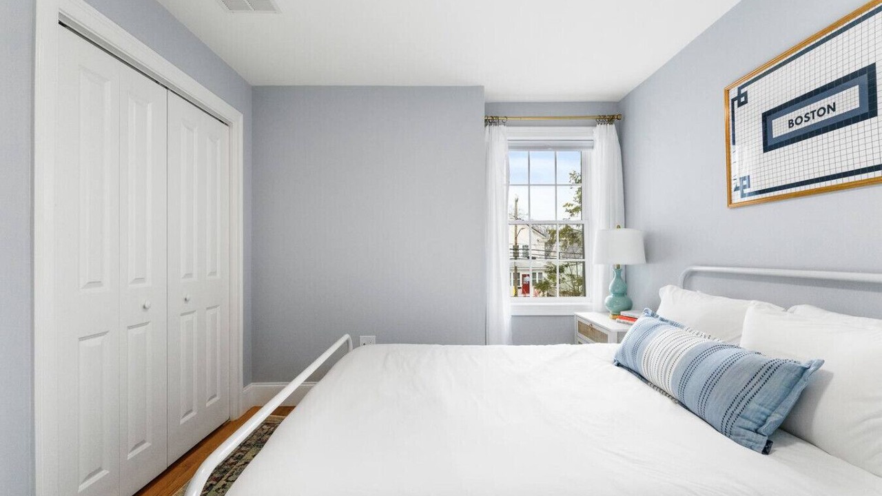 Photo of Bedroom in Hyde Park