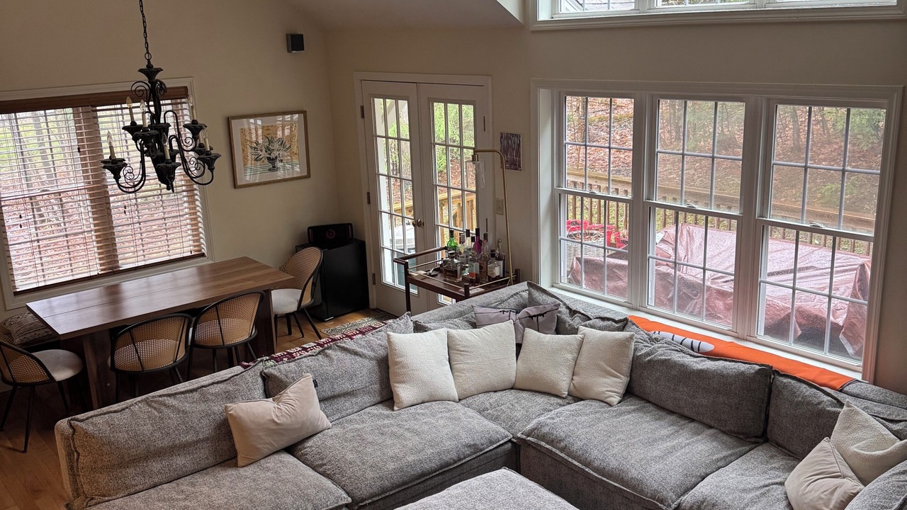 Photo of Livingroom in Hancock