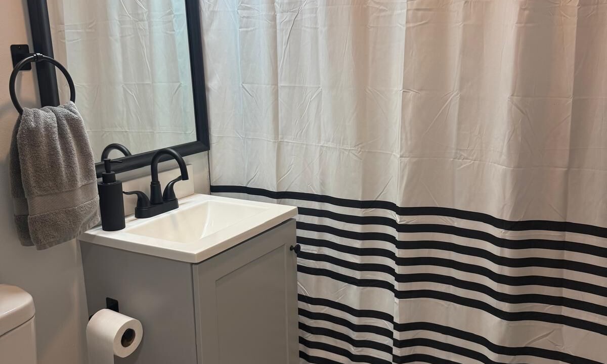 Photo of Bathroom in Silver Lane