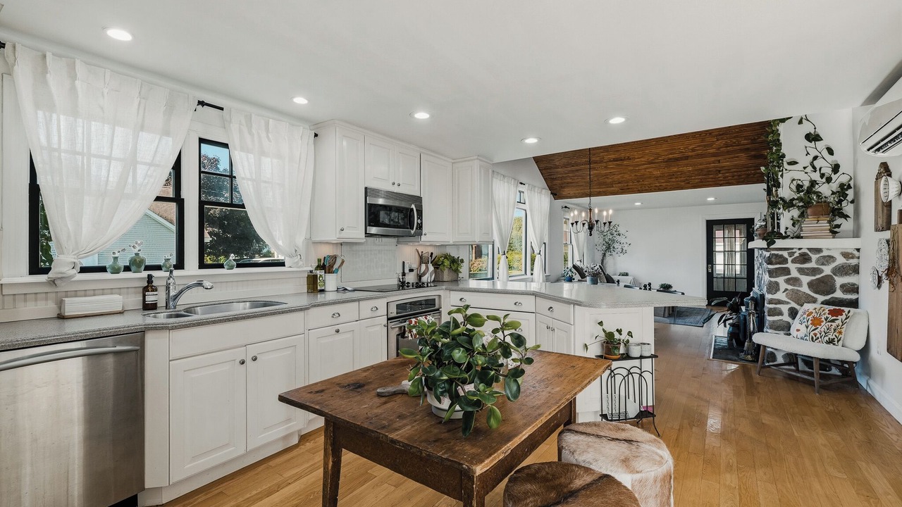 Photo of Kitchen in Niantic