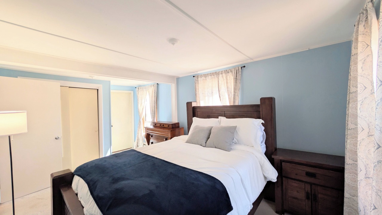 Photo of Bedroom in Conway