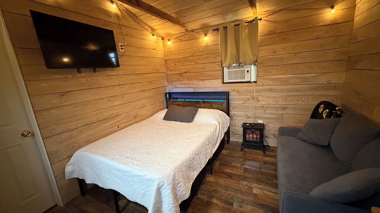 Photo of Bedroom in Champlain