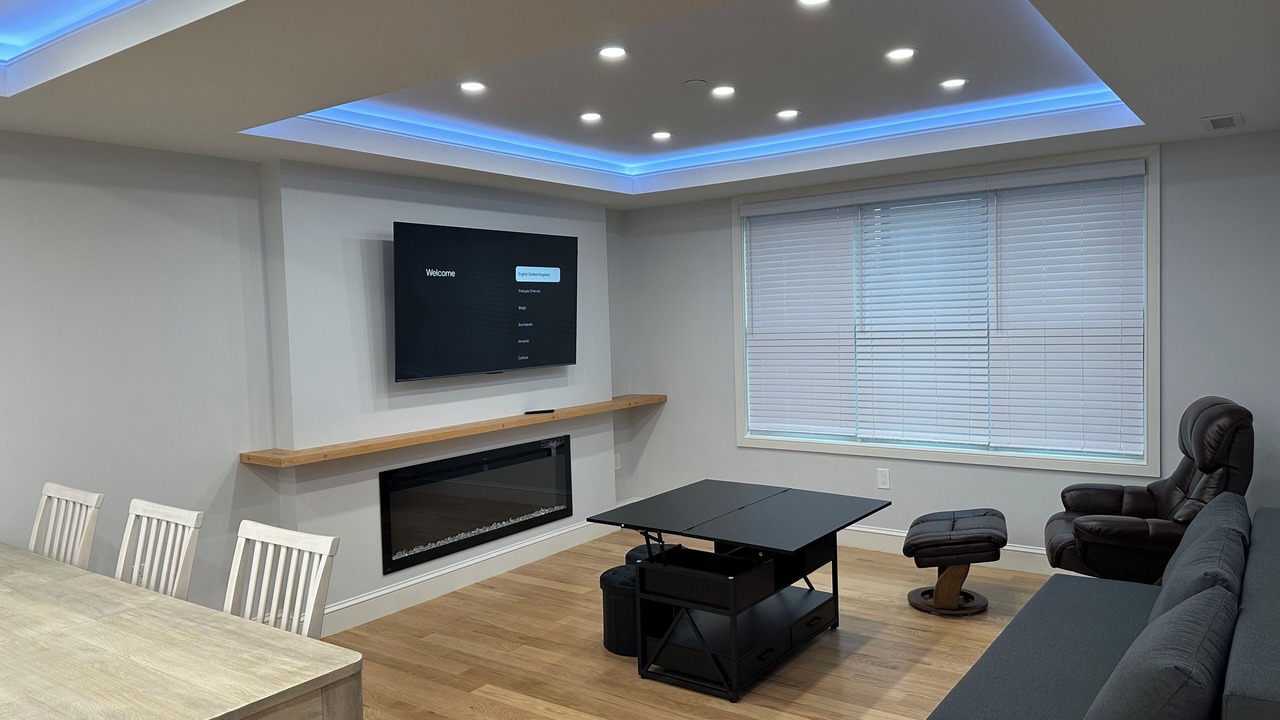 Photo of Livingroom in Winter Hill