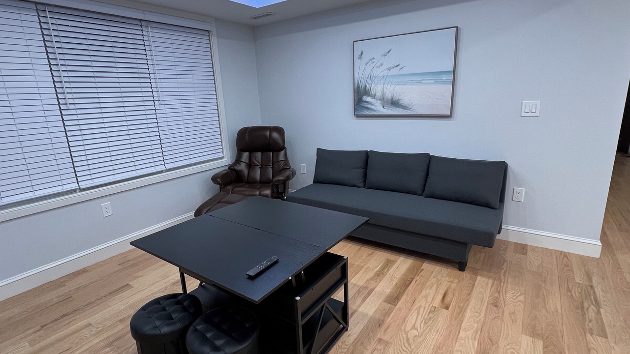 Photo of Livingroom in Winter Hill