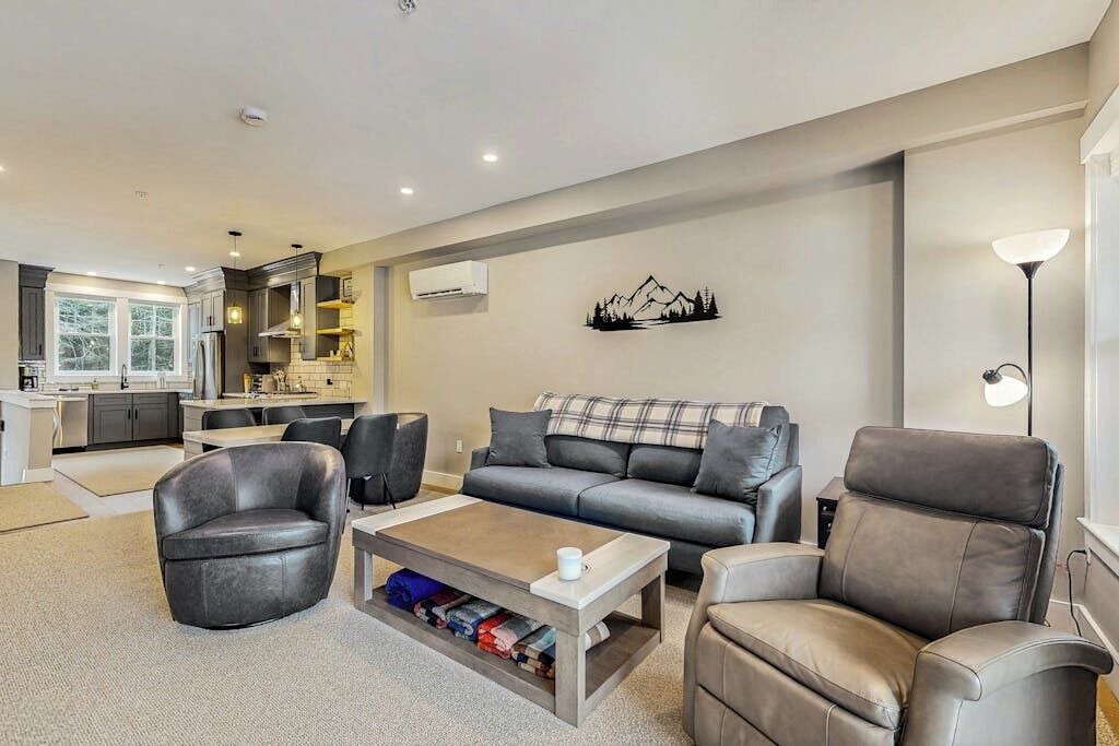 Photo of Livingroom in Waterville Valley