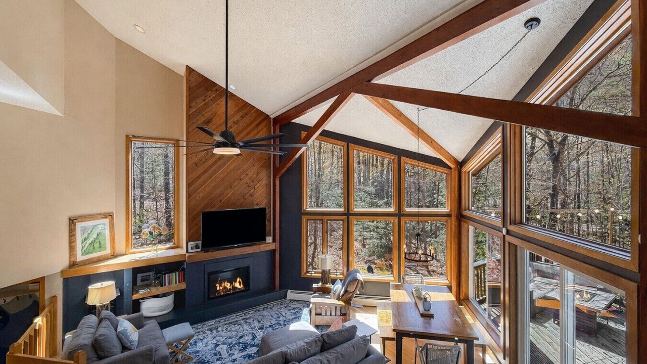 Photo of Livingroom in North Conway