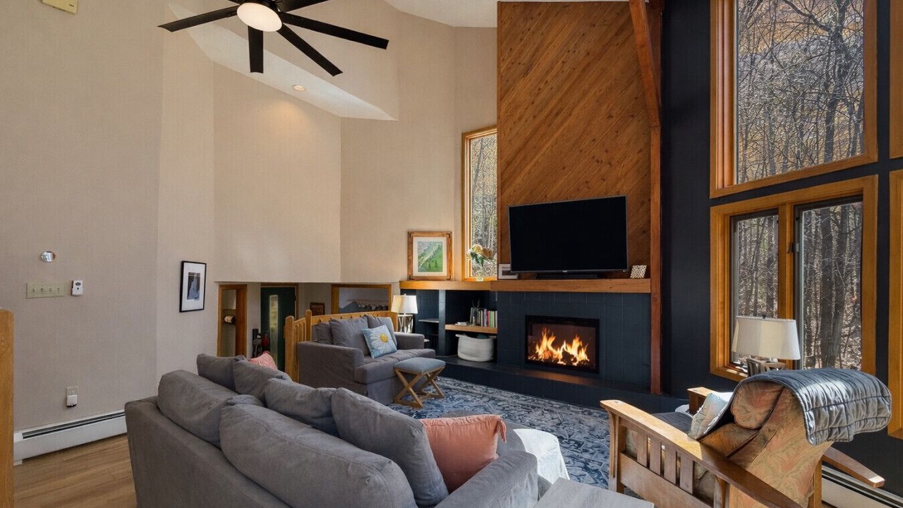 Photo of Livingroom in North Conway
