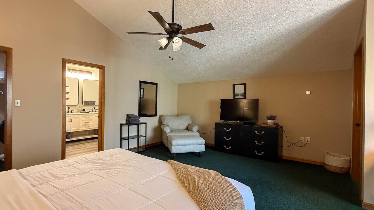 Photo of Bedroom in North Conway