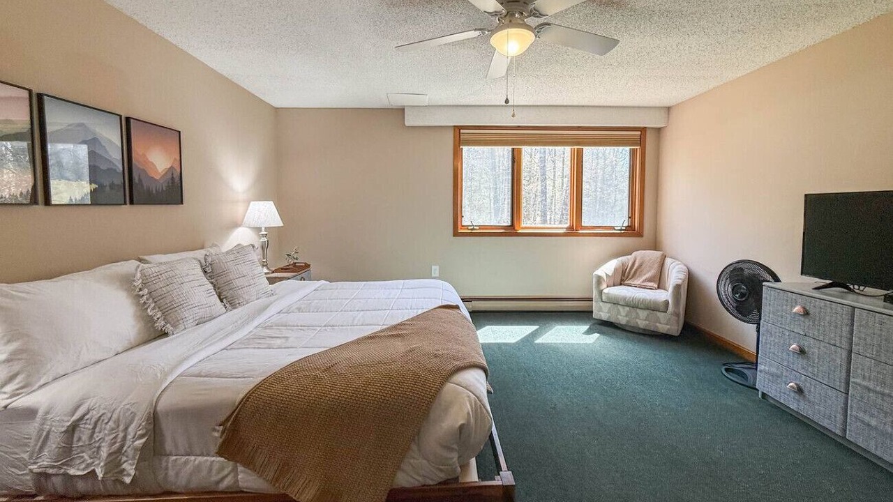 Photo of Bedroom in North Conway