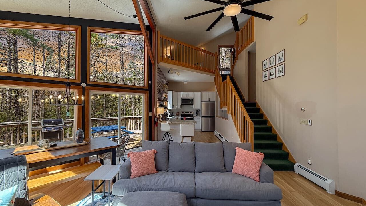 Photo of Livingroom in North Conway