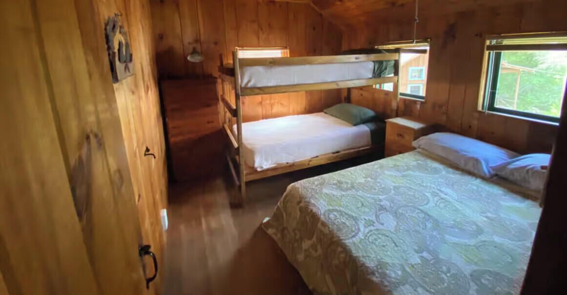 Photo of Bedroom in Mirror Lake