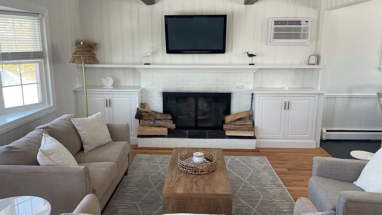 Photo of Livingroom in Guilford