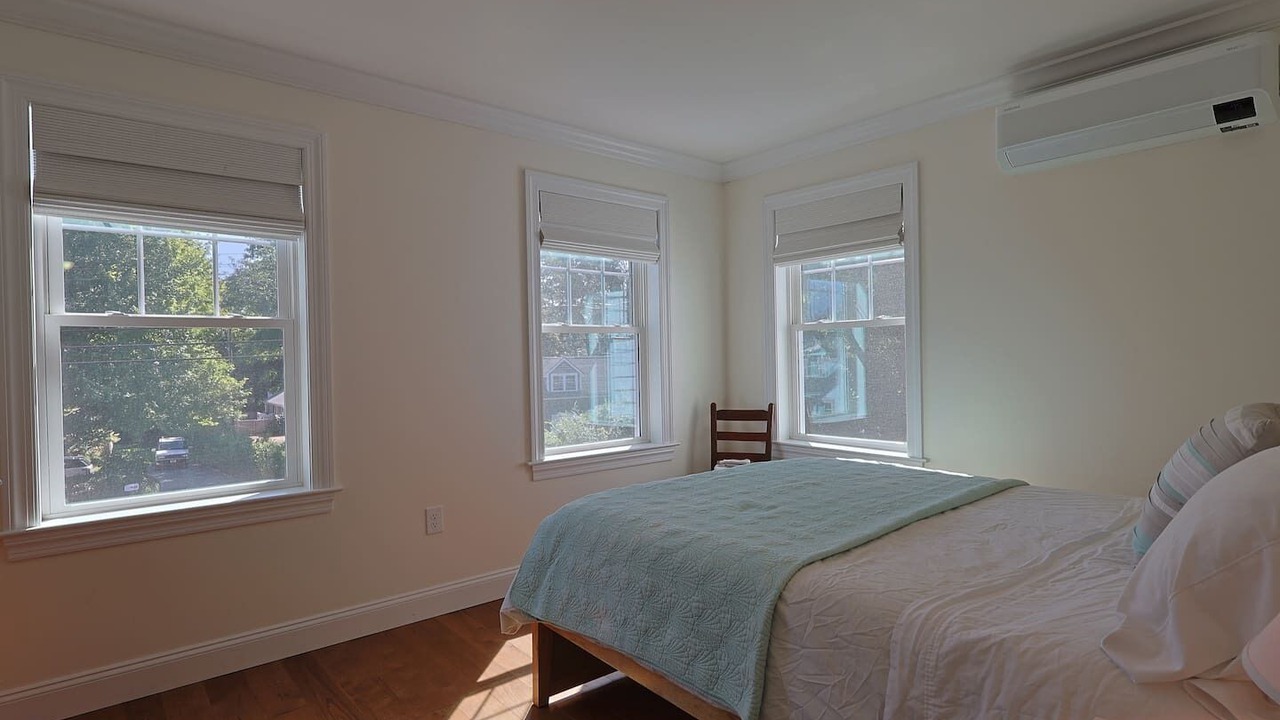 Photo of Bedroom in Vineyard Haven