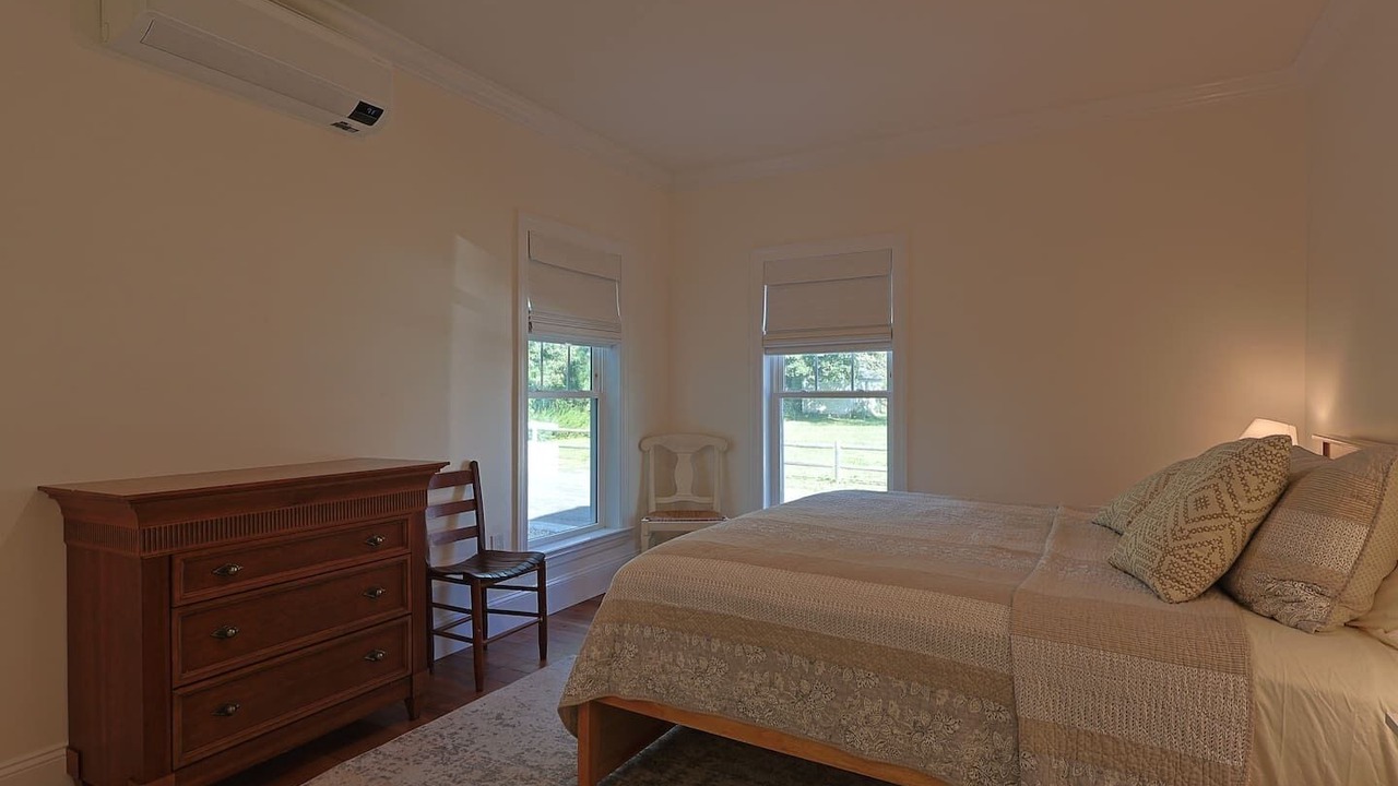 Photo of Bedroom in Vineyard Haven