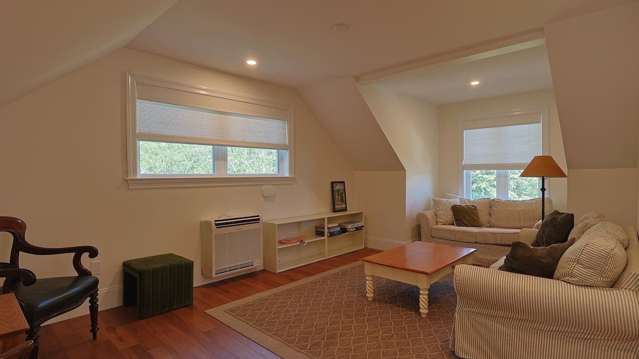 Photo of Livingroom in Vineyard Haven