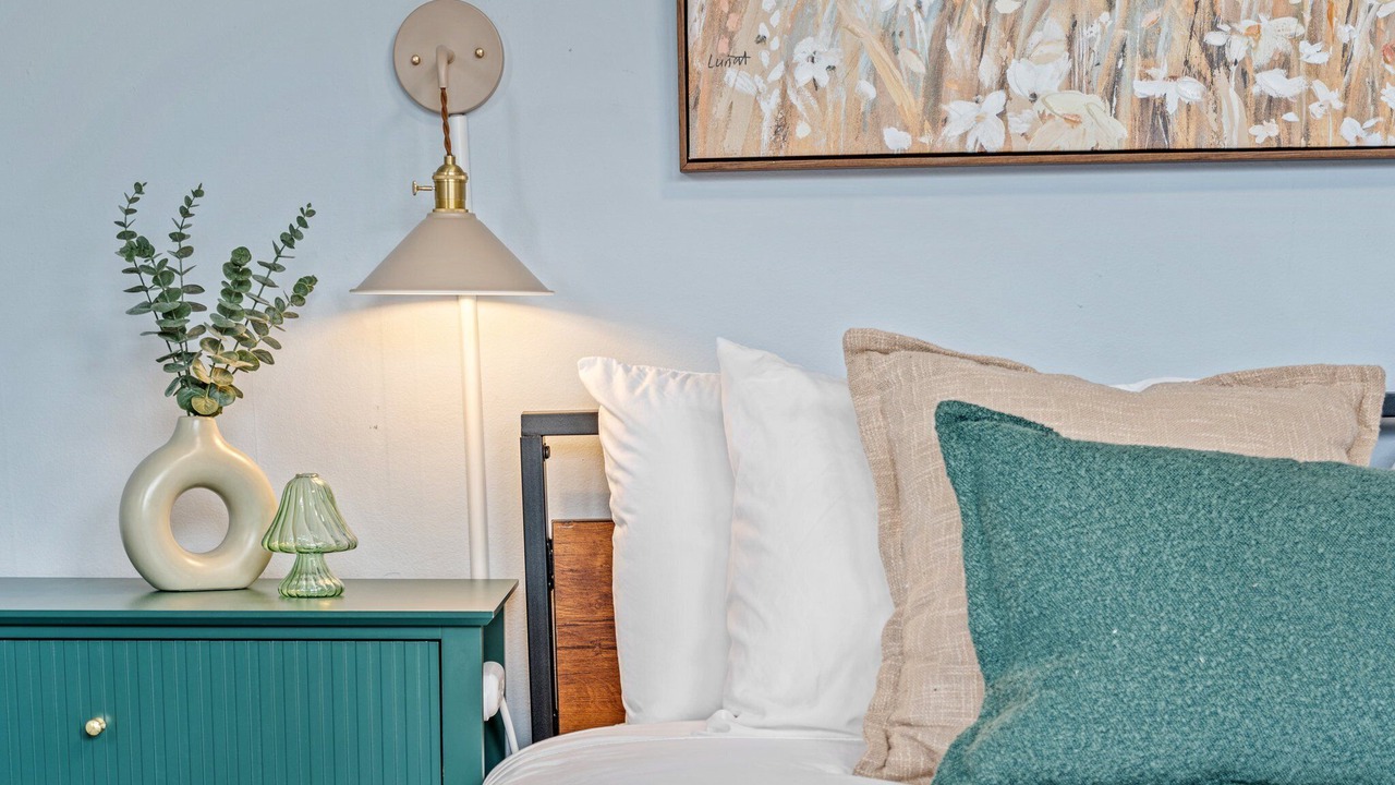 Photo of Bedroom in Deering Center