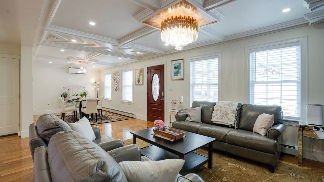Photo of Livingroom in Lynn