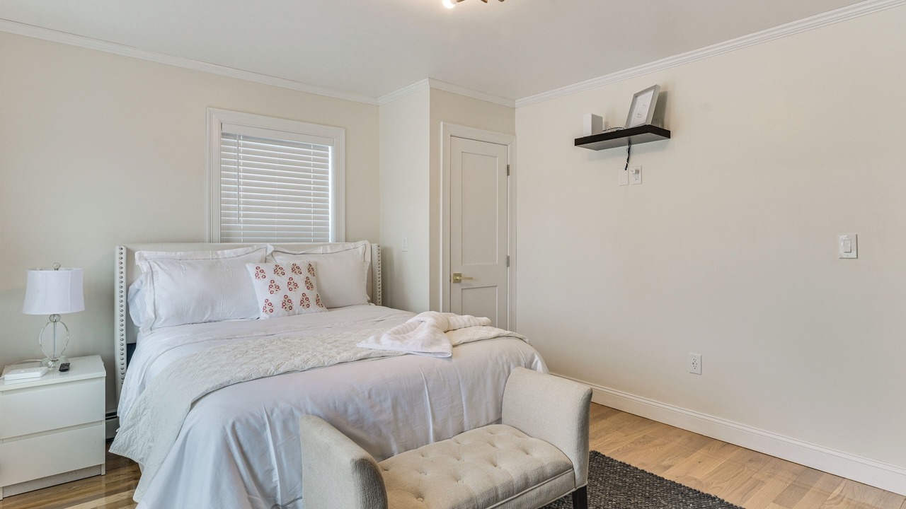 Photo of Bedroom in Lynn