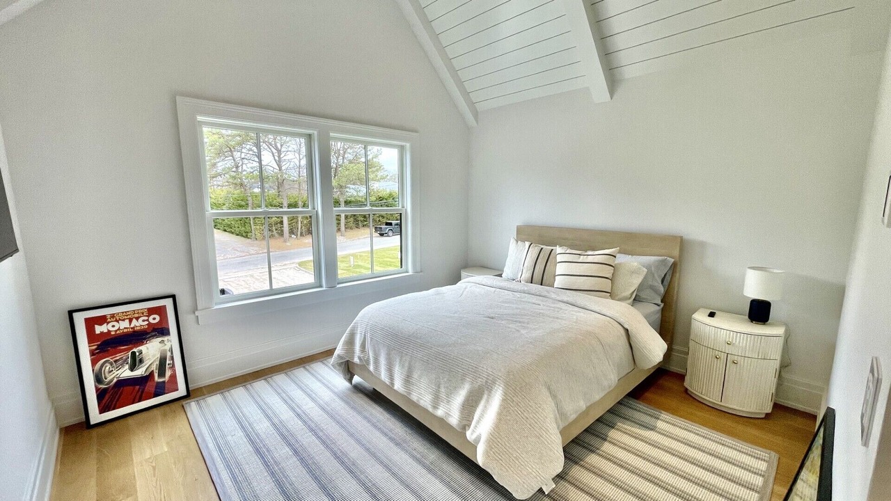 Photo of Bedroom in Shinnecock Hills