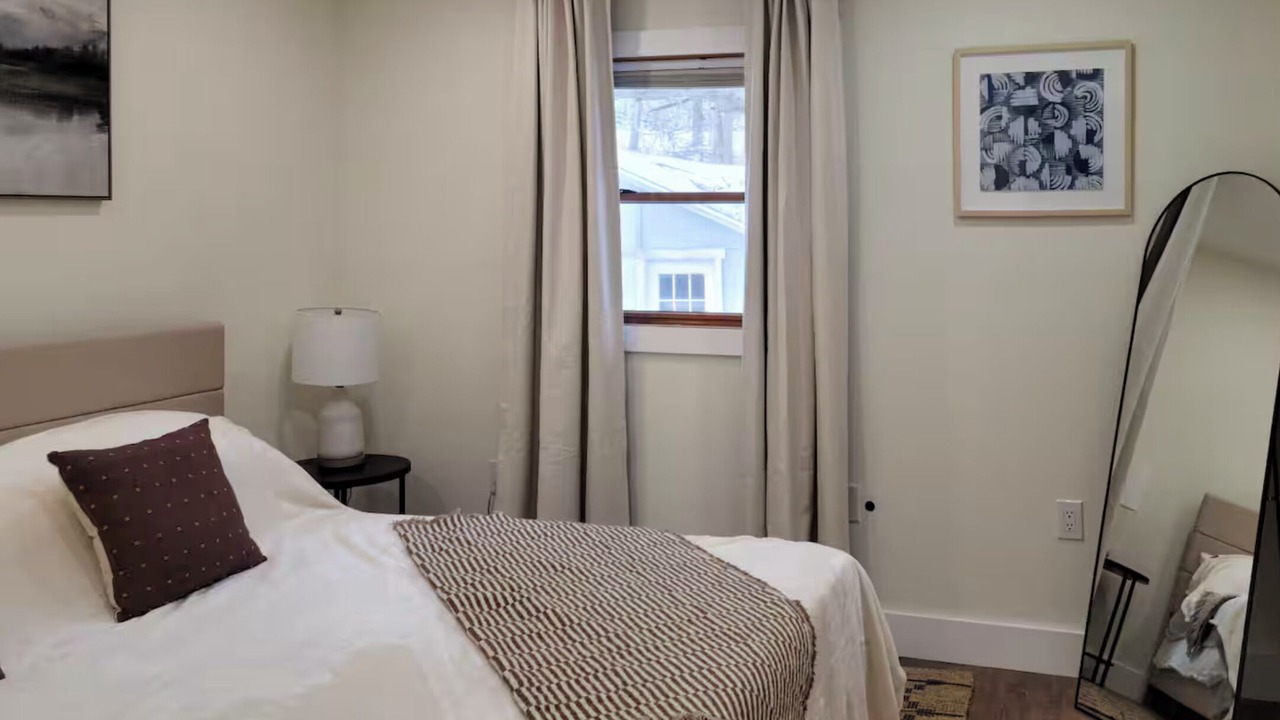 Photo of Bedroom in Cortland
